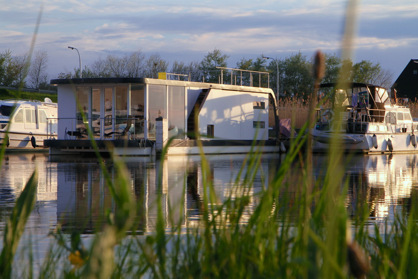 Homeboat Glamping